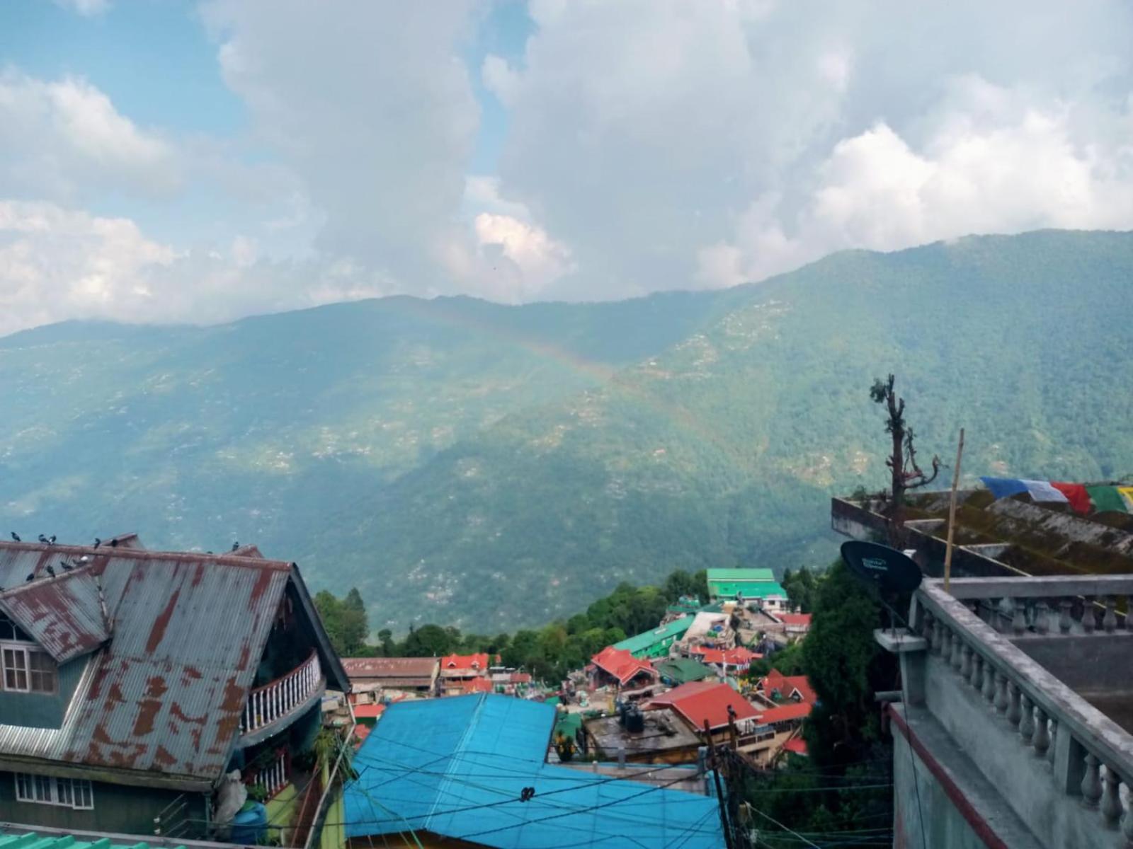 Benus Darjeeling Home A Backpacker Hub Εξωτερικό φωτογραφία