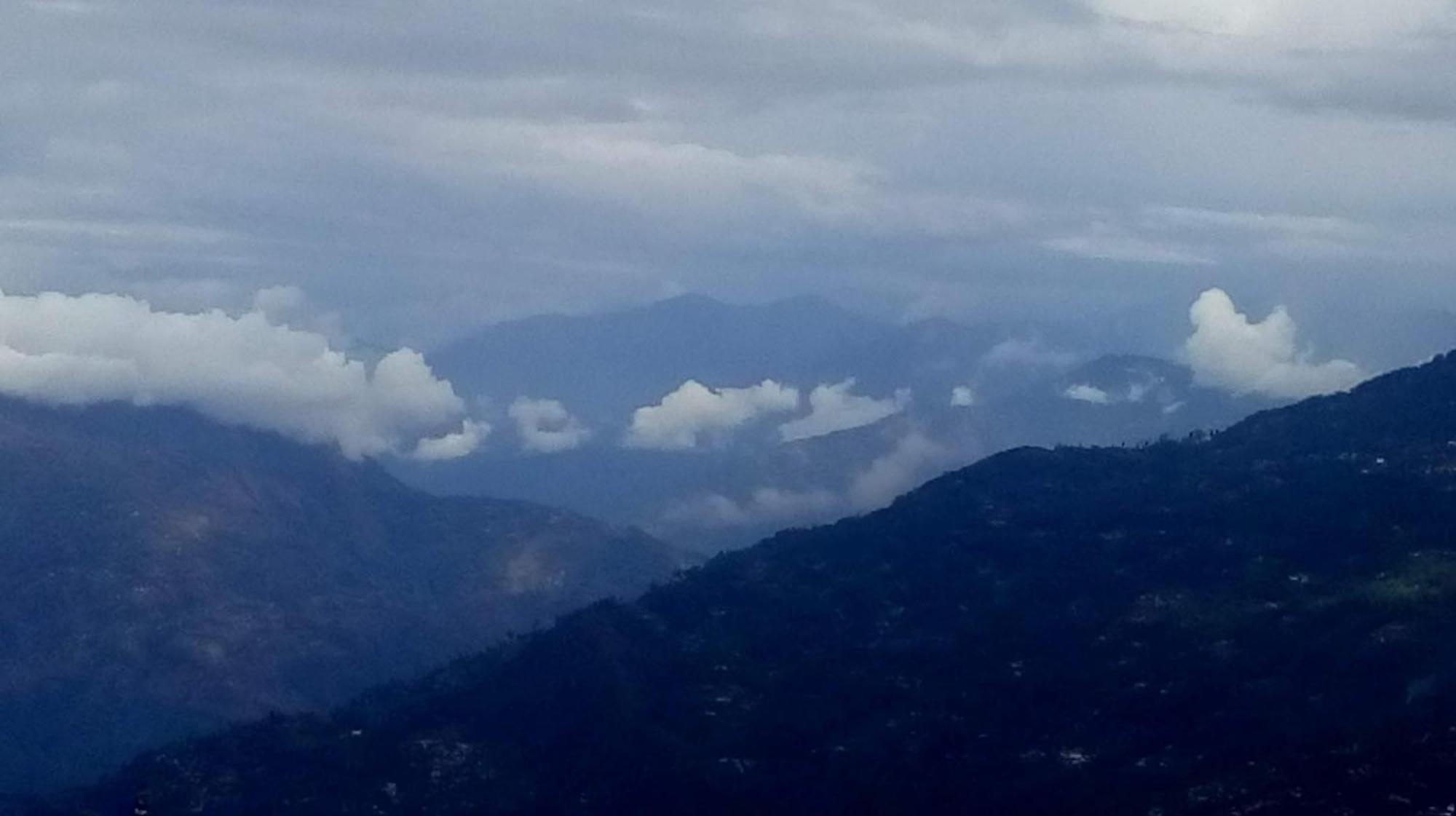 Benus Darjeeling Home A Backpacker Hub Εξωτερικό φωτογραφία
