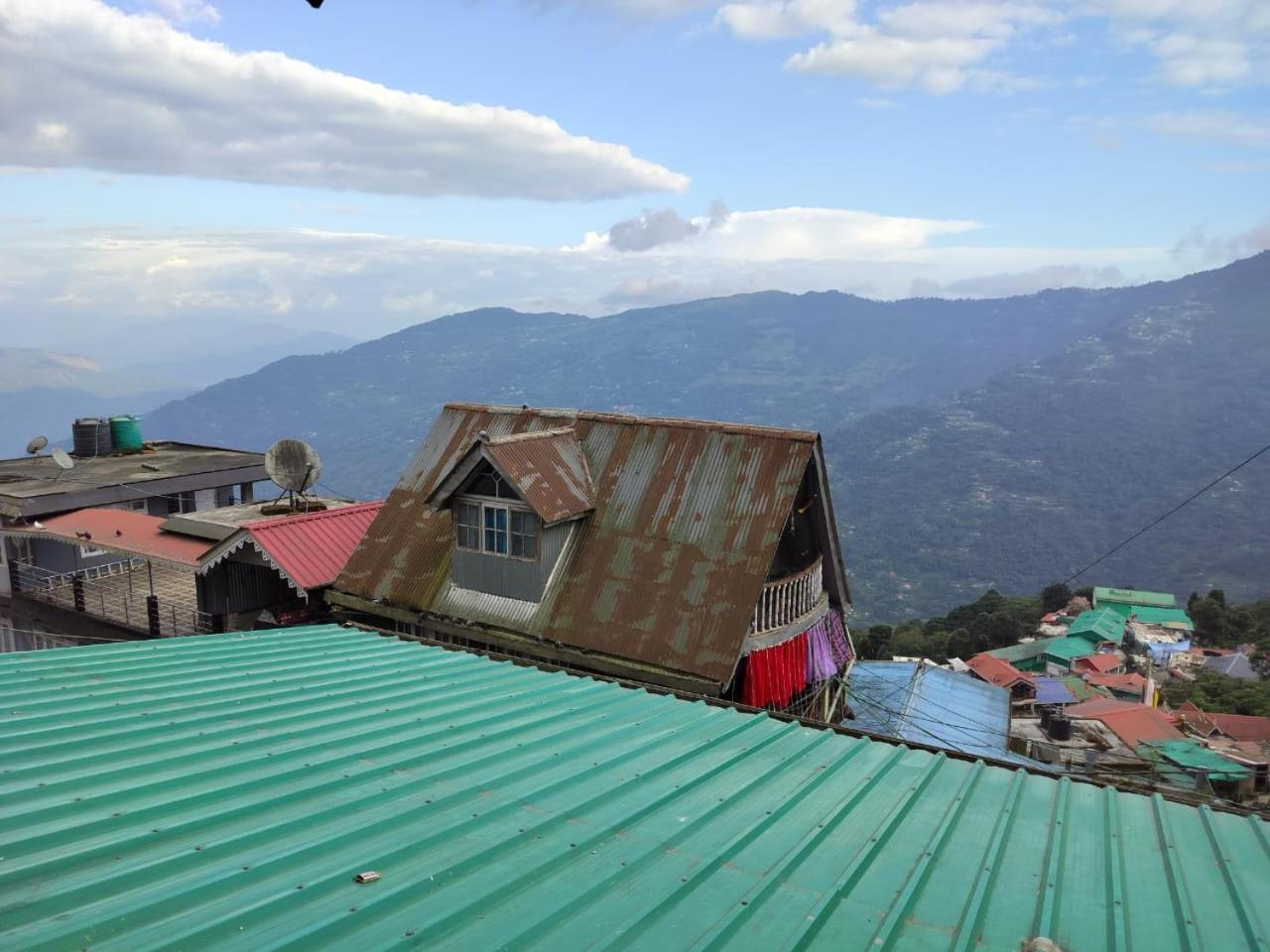 Benus Darjeeling Home A Backpacker Hub Εξωτερικό φωτογραφία
