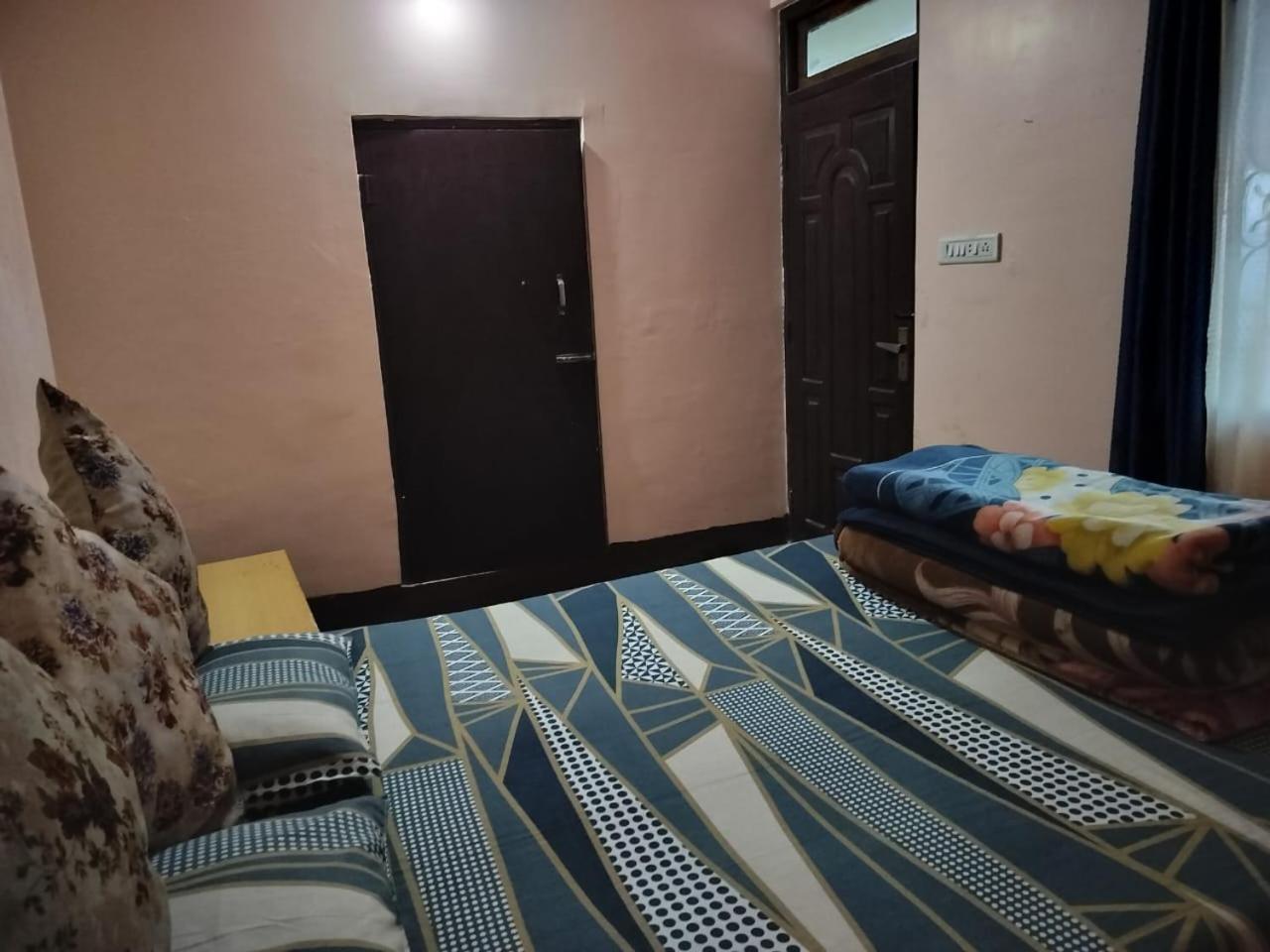 Benus Darjeeling Home A Backpacker Hub Εξωτερικό φωτογραφία